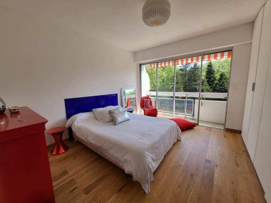 Superbe T3 Lumineux Sur Parc Arbore Avec Piscine Anglet Exterior foto